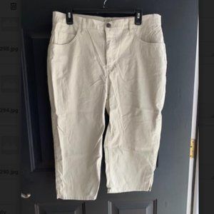 Lee Khaki Capris